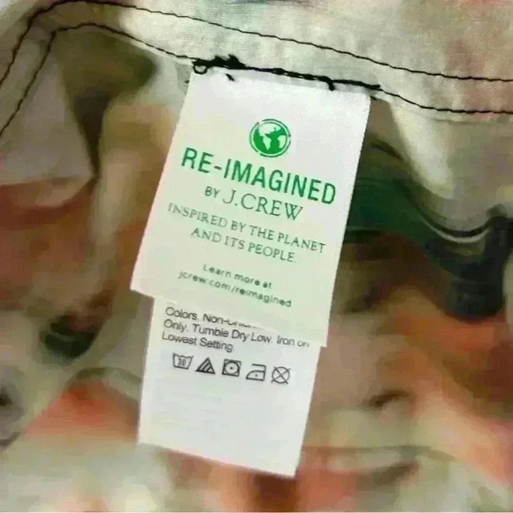 J. Crew  Liberty Arts Hazy Days Floral Print
Slim Fit Button Down Size 6 - Picture 12 of 16